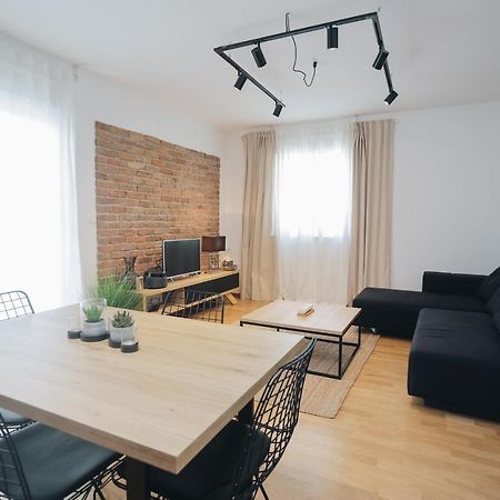 Apartman Tema Apartment Podstrana Luaran gambar