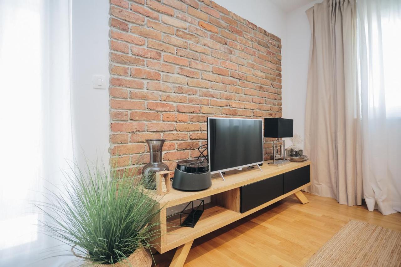 Apartman Tema Apartment Podstrana Luaran gambar